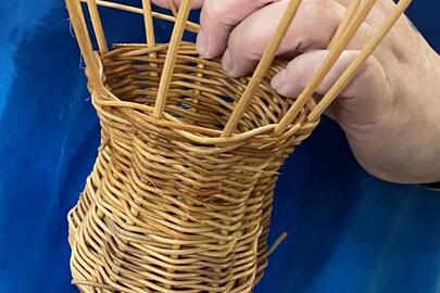 Intergenerational Nordic Handcraft Workshop: Willow Knots, Toys, and Baskets with Jake Fee