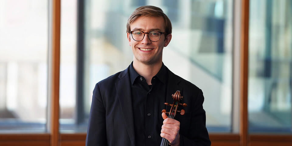 FREE Courtroom Concert: featuring Daniel Orsen, viola