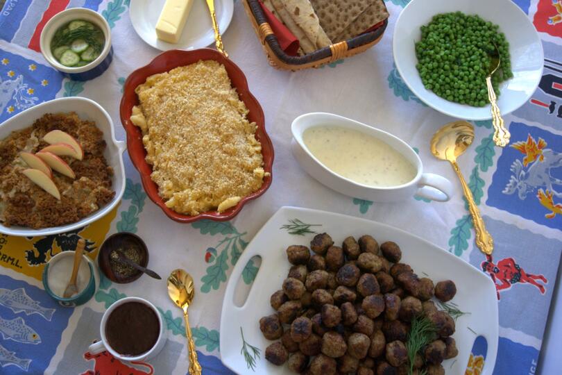 Nordic Table Demo: A Jolly Troll Julbord with Patrice Johnson and Carole Jean Anderson