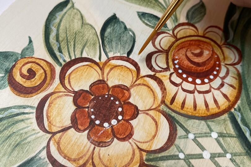 Nordic Handcraft Workshop: Swedish Kurbits (Dalmålning) Painting with Pieper Fleck Bloomquist