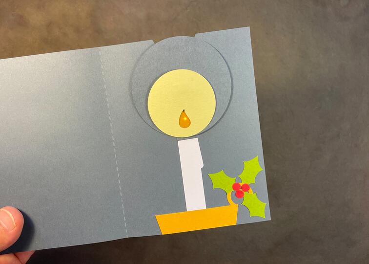 Mechanical Light-Up Holiday Candle