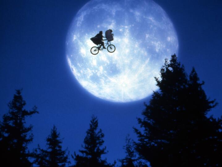 E.T. The Extra-Terrestrial (1982)