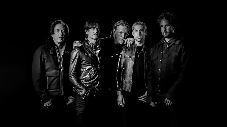 Queens Of The Stone Age - Perfecth World Tour